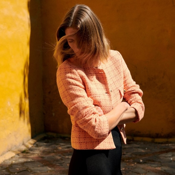 🔥Last 2🔥MANGO Short tweed blazer - Picture 3 of 7